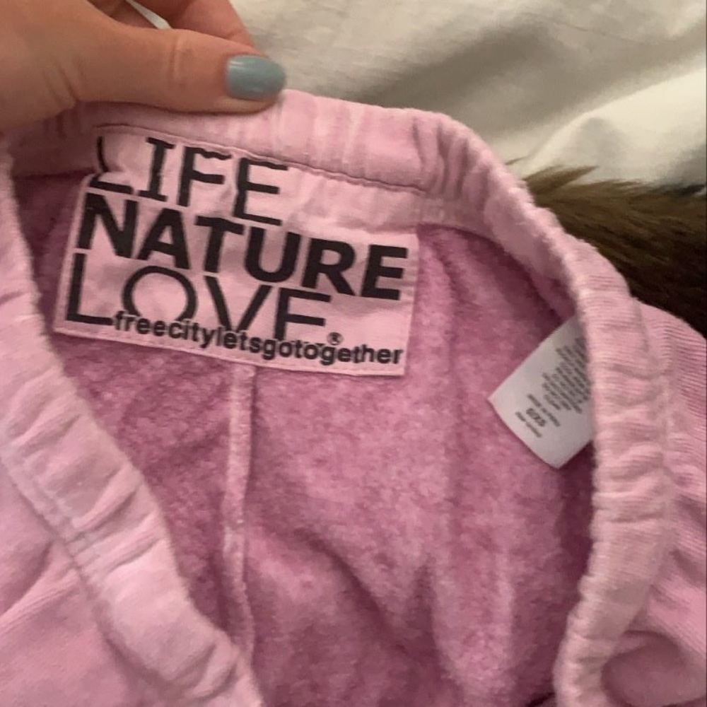 Pink Free city sweatpants - Picture 2 of 3